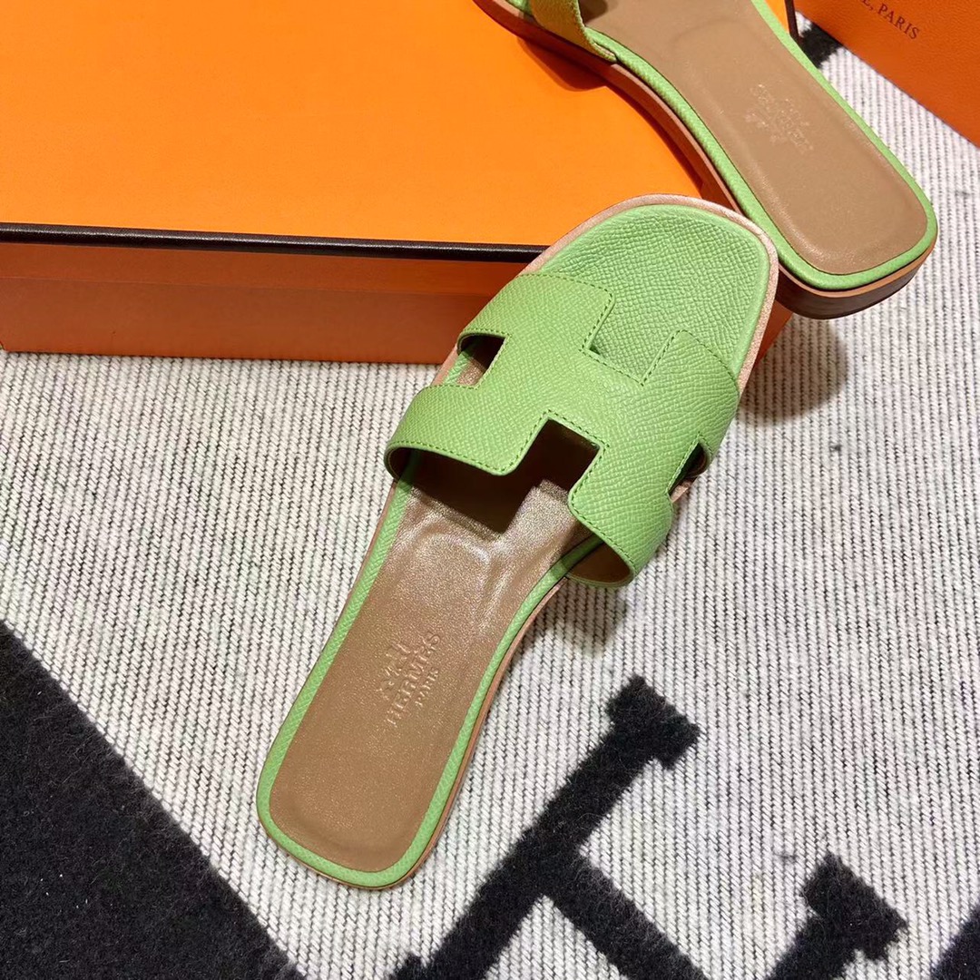 에르메스 올수공 오란 슬리퍼 샌들 앱송 111